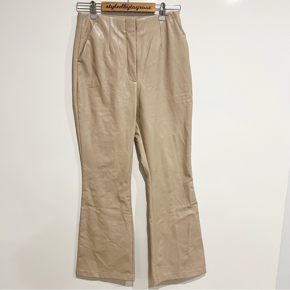 Abercrombie & Fitch Curve Love Vegan Leather Slim Flare Pant - Picture 7 of 11